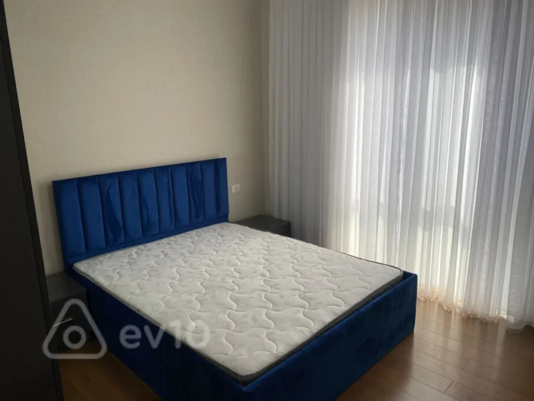 Kirayə verilir 2 otaqlı yeni tikili 61 m²