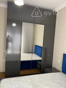 Kirayə verilir 2 otaqlı yeni tikili 61 m²