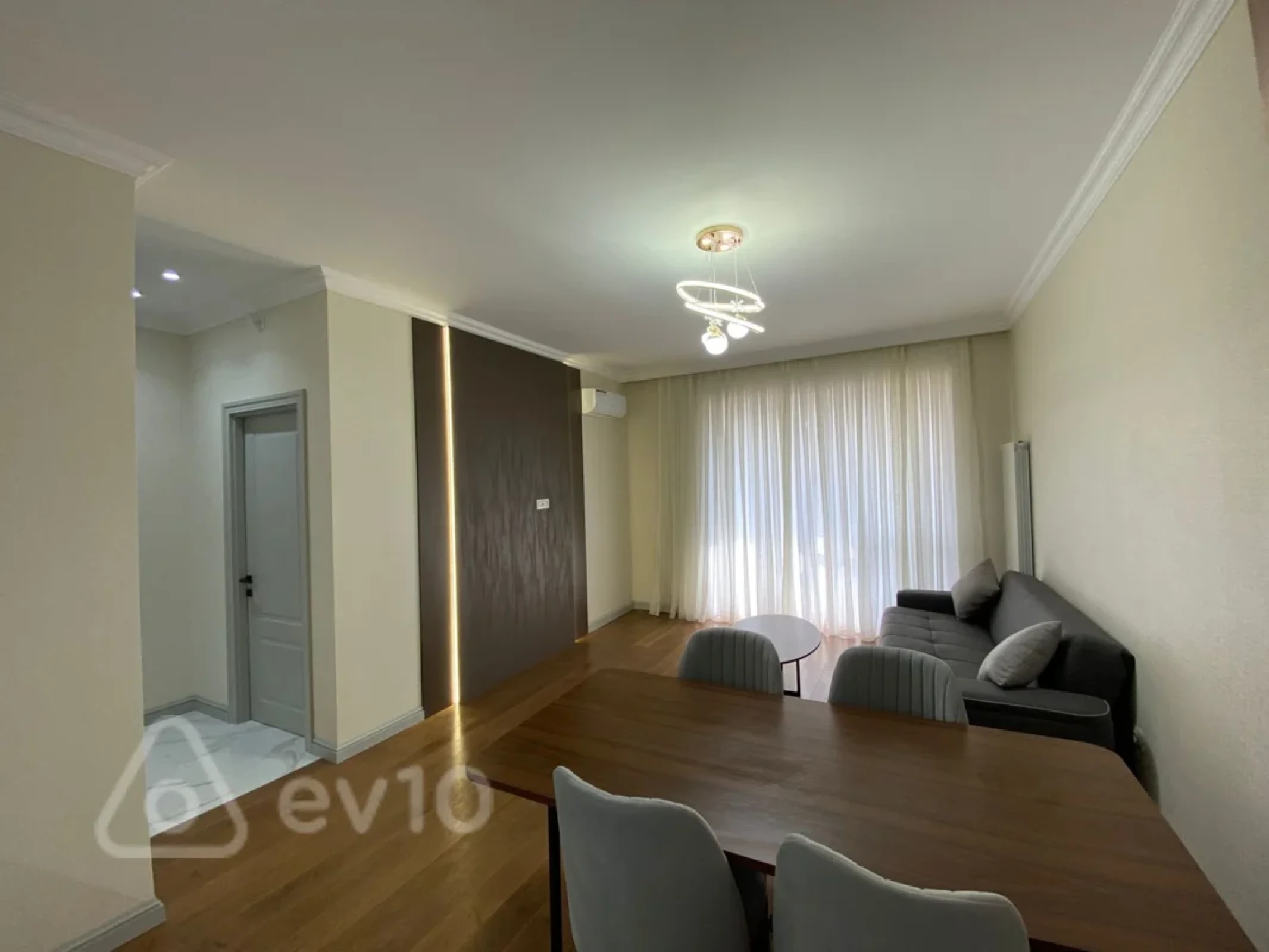 Kirayə verilir 2 otaqlı yeni tikili 61 m²
