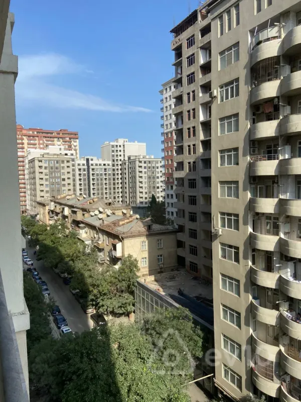 Kirayə verilir 2 otaqlı yeni tikili 71 m²