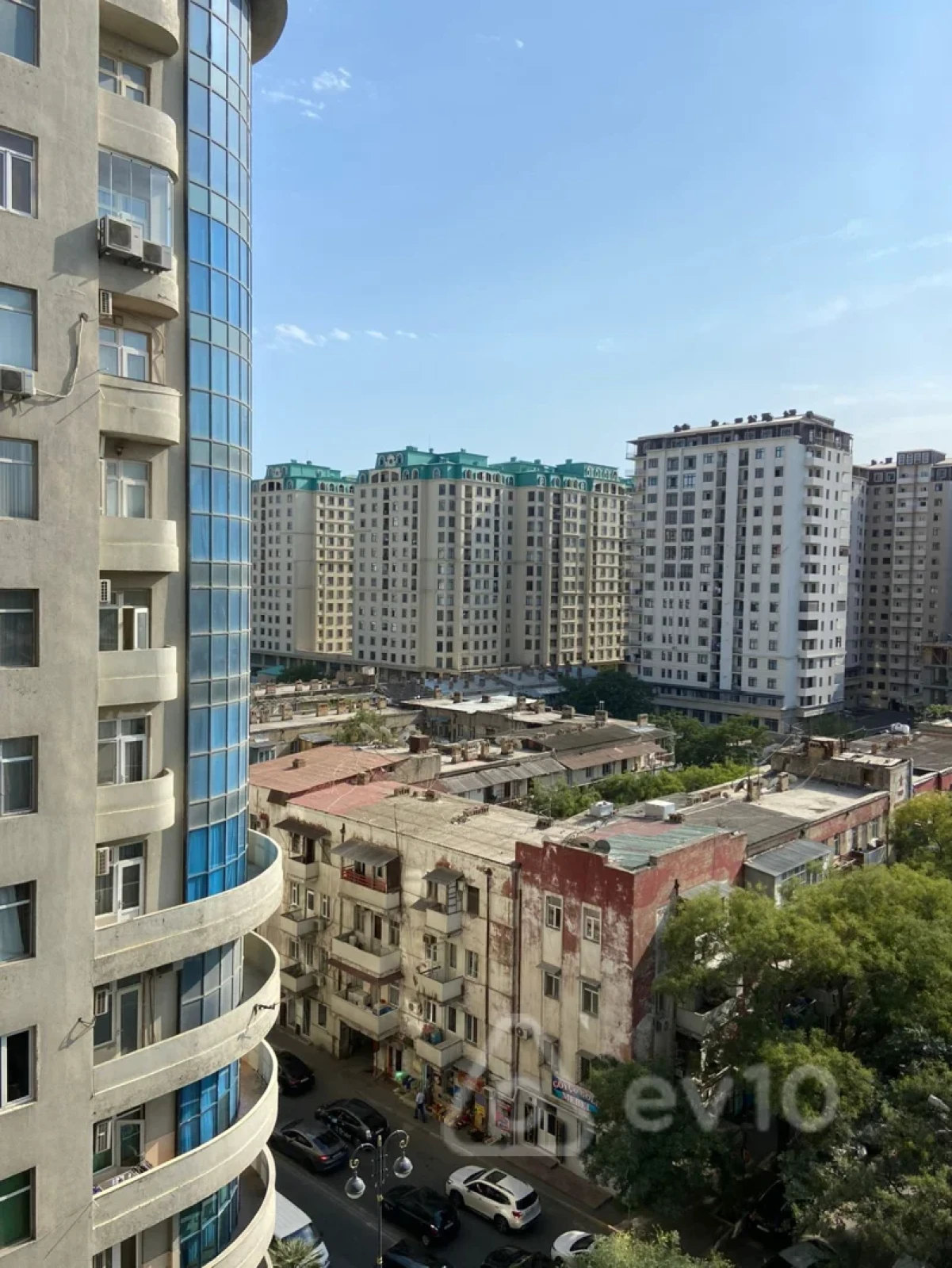 Kirayə verilir 2 otaqlı yeni tikili 71 m²