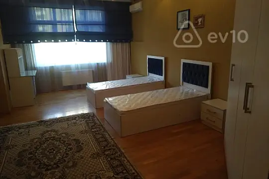 Kirayə verilir 3 otaqlı yeni tikili 185 m²