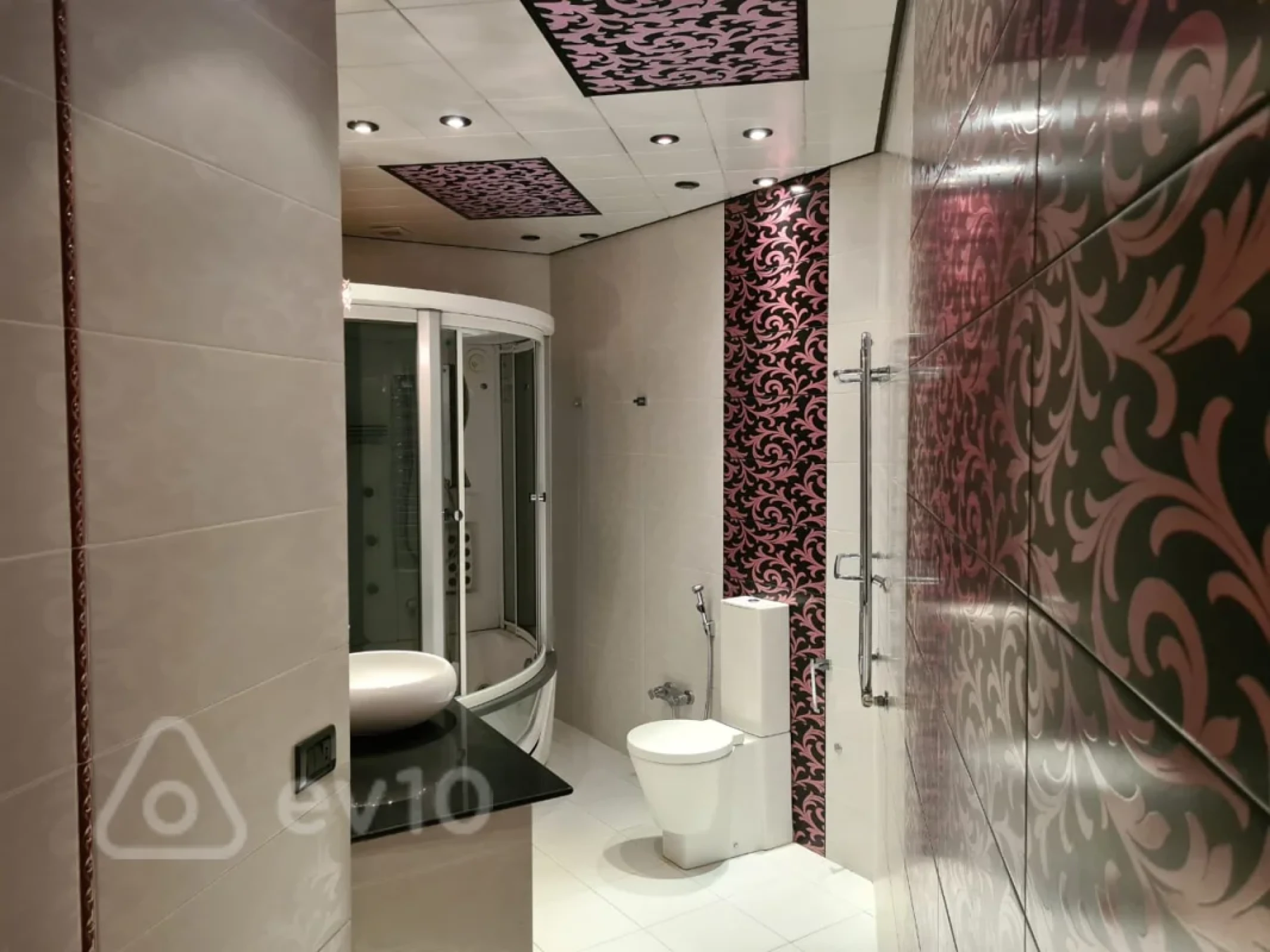 Kirayə verilir 3 otaqlı yeni tikili 185 m²