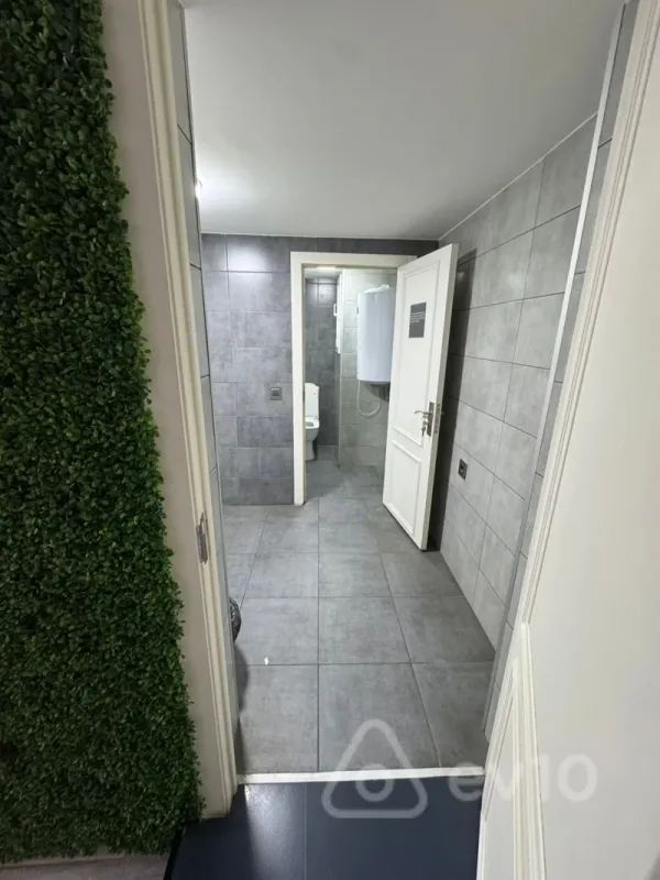 Kirayə verilir mənzil 200 m²