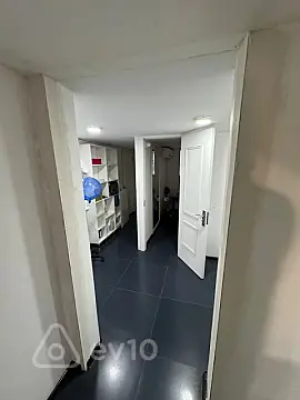 Kirayə verilir mənzil 200 m²