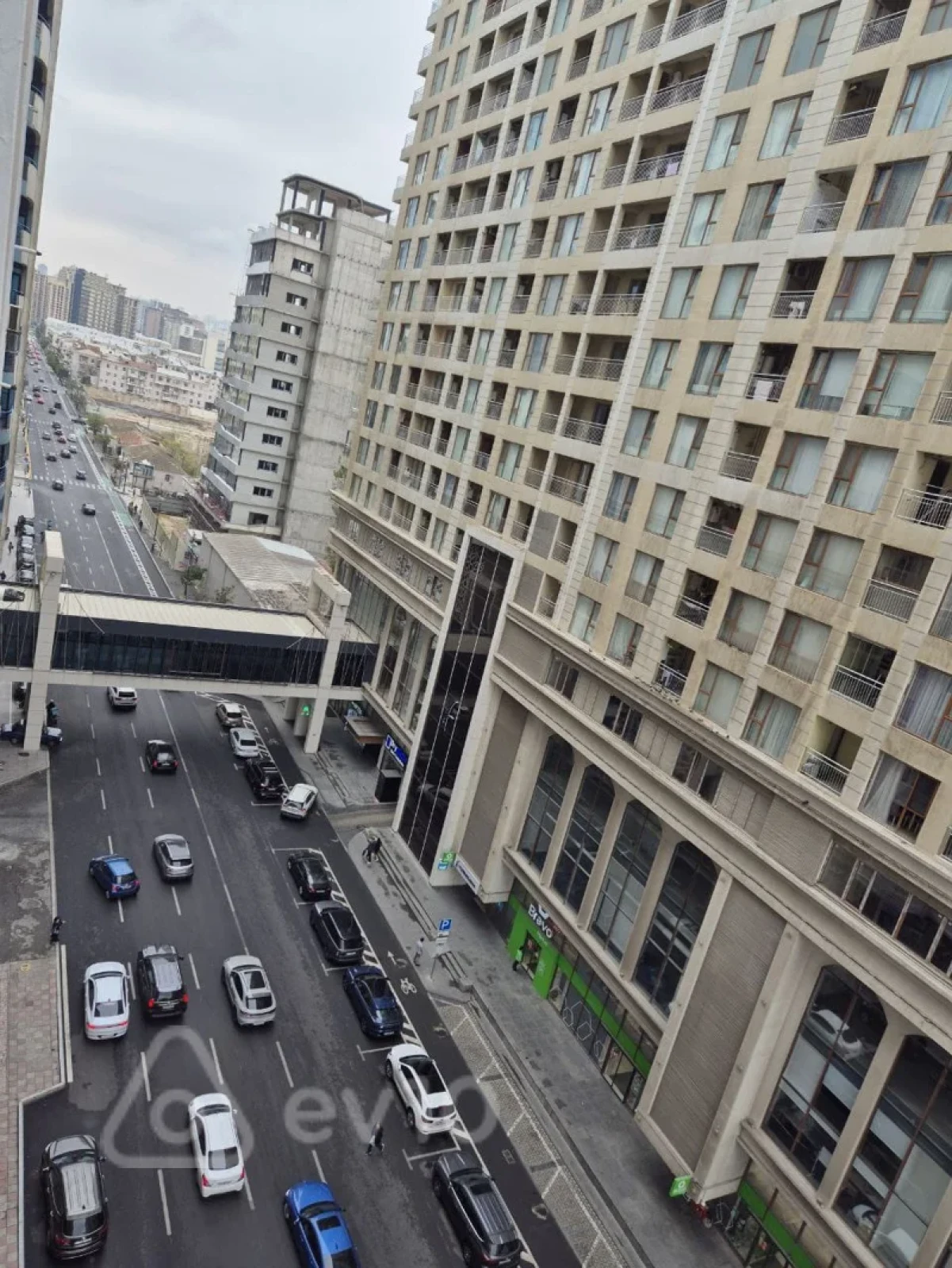 Kirayə verilir 3 otaqlı yeni tikili 167 m²