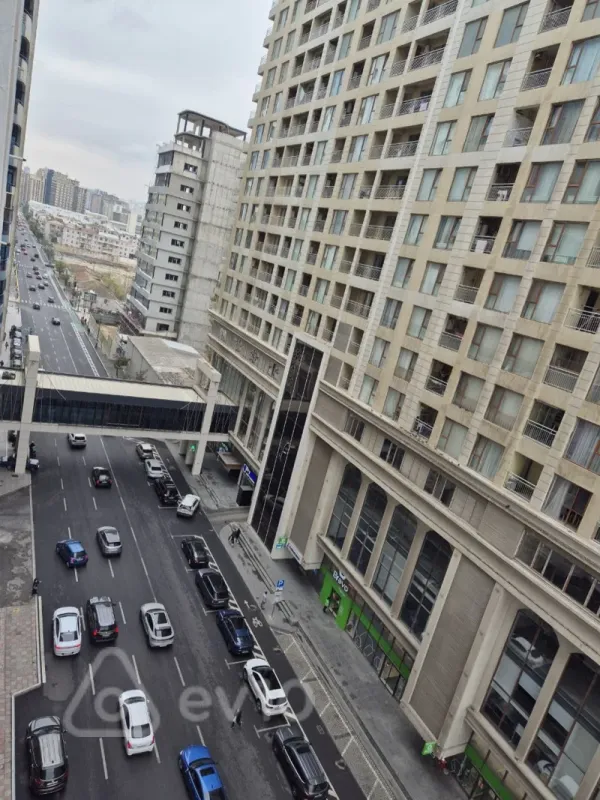 Kirayə verilir 3 otaqlı yeni tikili 167 m²