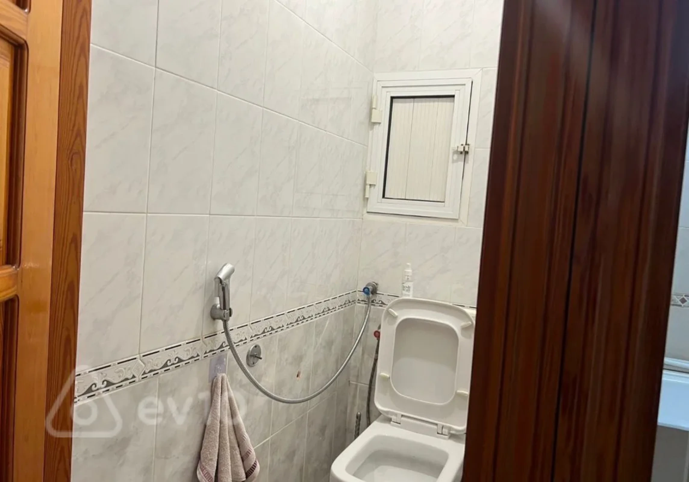 Kirayə verilir 2 otaqlı köhnə tikili 70 m²