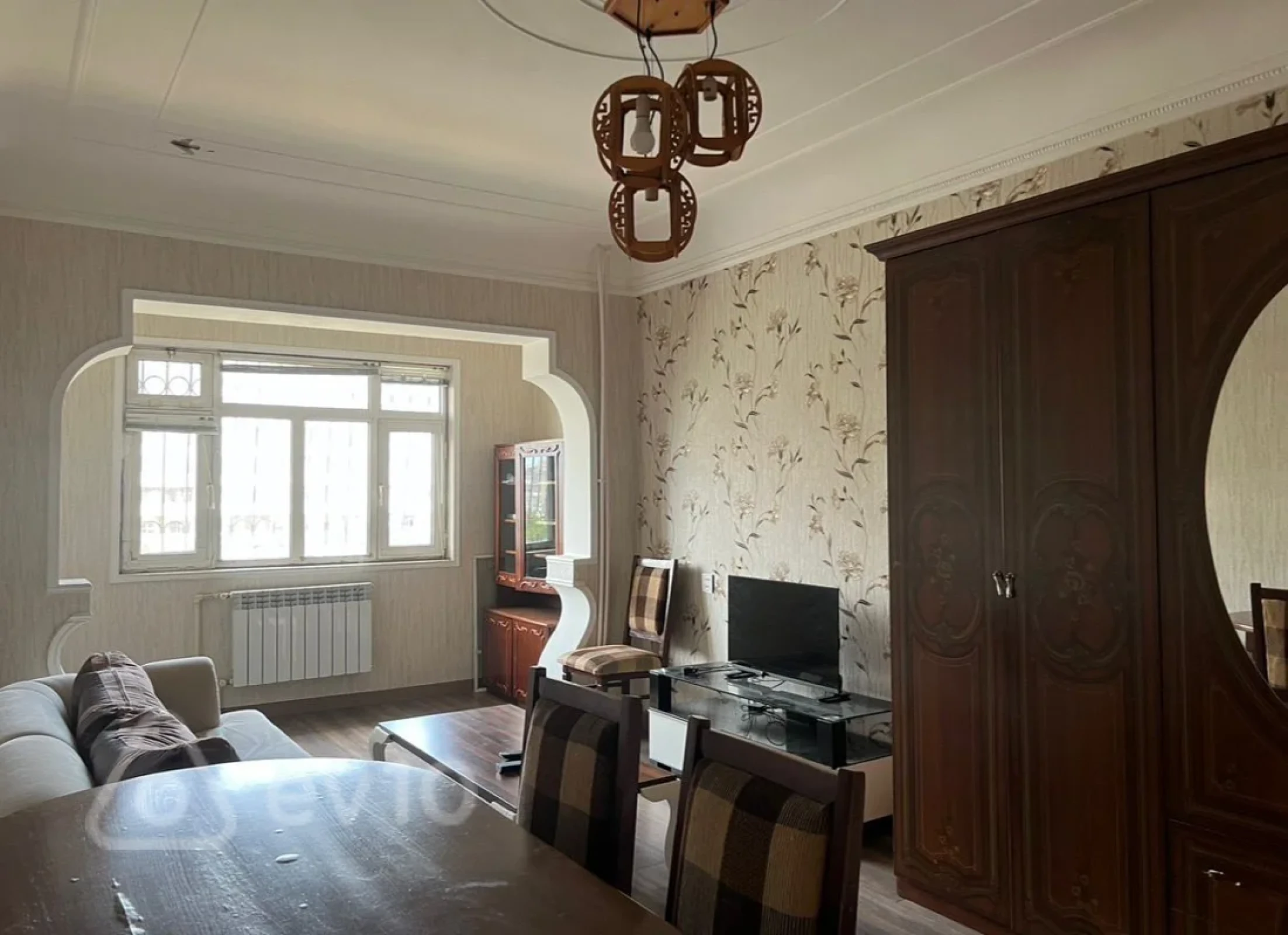 Kirayə verilir 2 otaqlı köhnə tikili 70 m²
