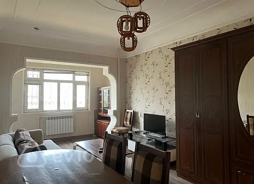 Kirayə verilir 2 otaqlı köhnə tikili 70 m² — Bakı, Nizami 2 otaq 70.00 m²