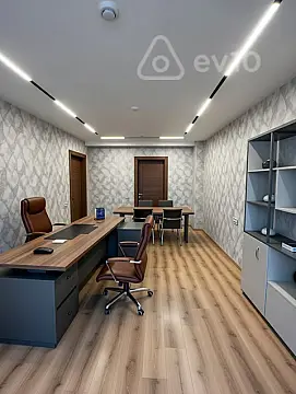 Kirayə verilir 4 otaqlı ofis 103 m²