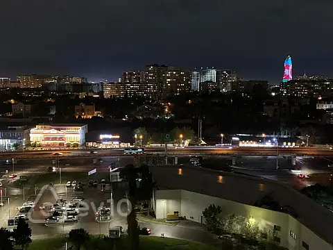 Kirayə verilir 2 otaqlı yeni tikili 94 m²