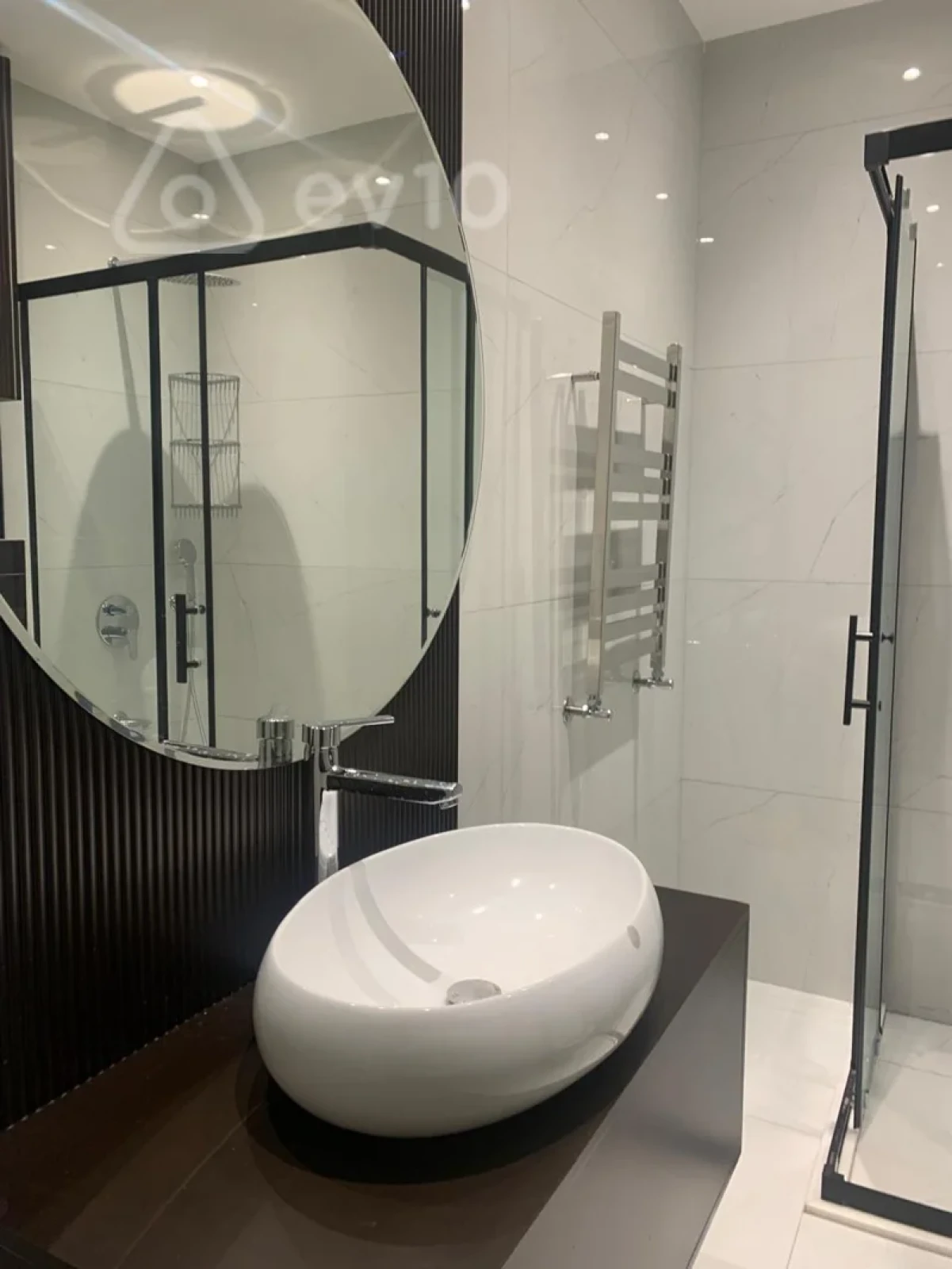 Kirayə verilir 2 otaqlı yeni tikili 94 m²