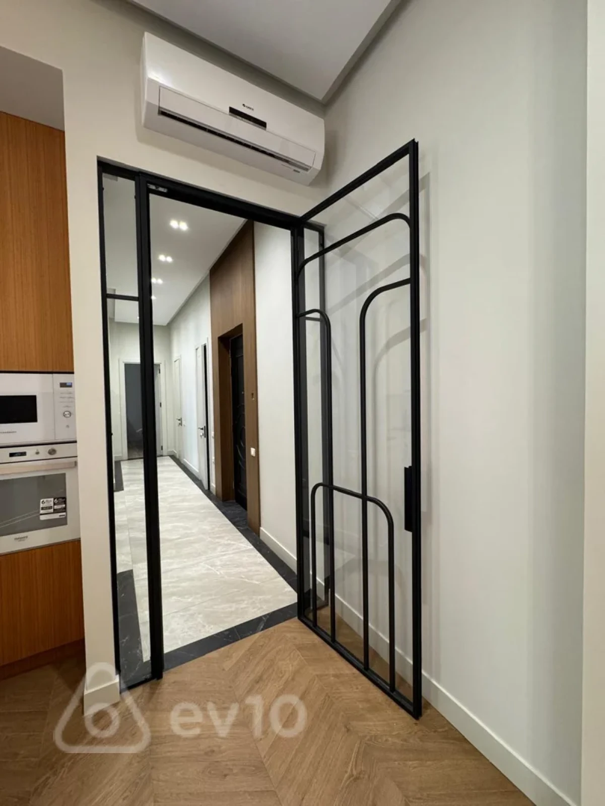 Kirayə verilir 4 otaqlı yeni tikili 150 m²