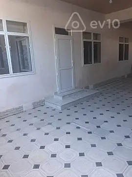 Kirayə verilir 2 otaqlı yeni tikili 66 m²