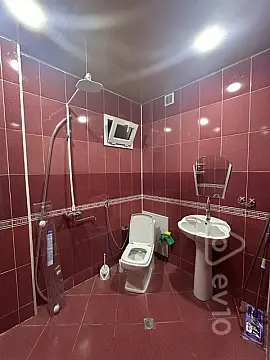 Kirayə verilir 2 otaqlı yeni tikili 60 m²