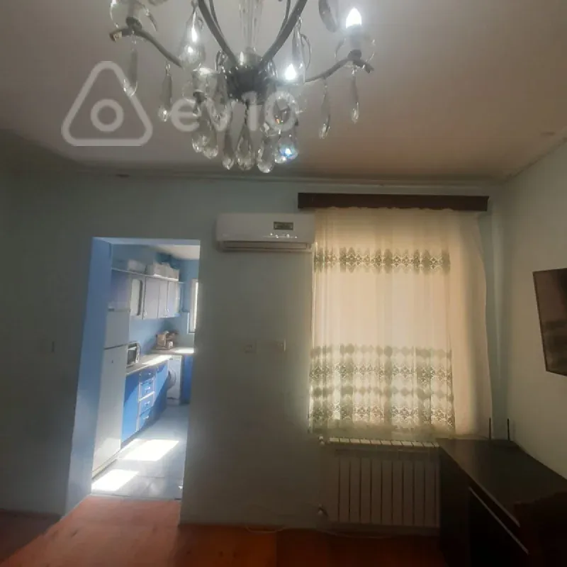 Kirayə verilir 2 otaqlı həyət evi 55 m²