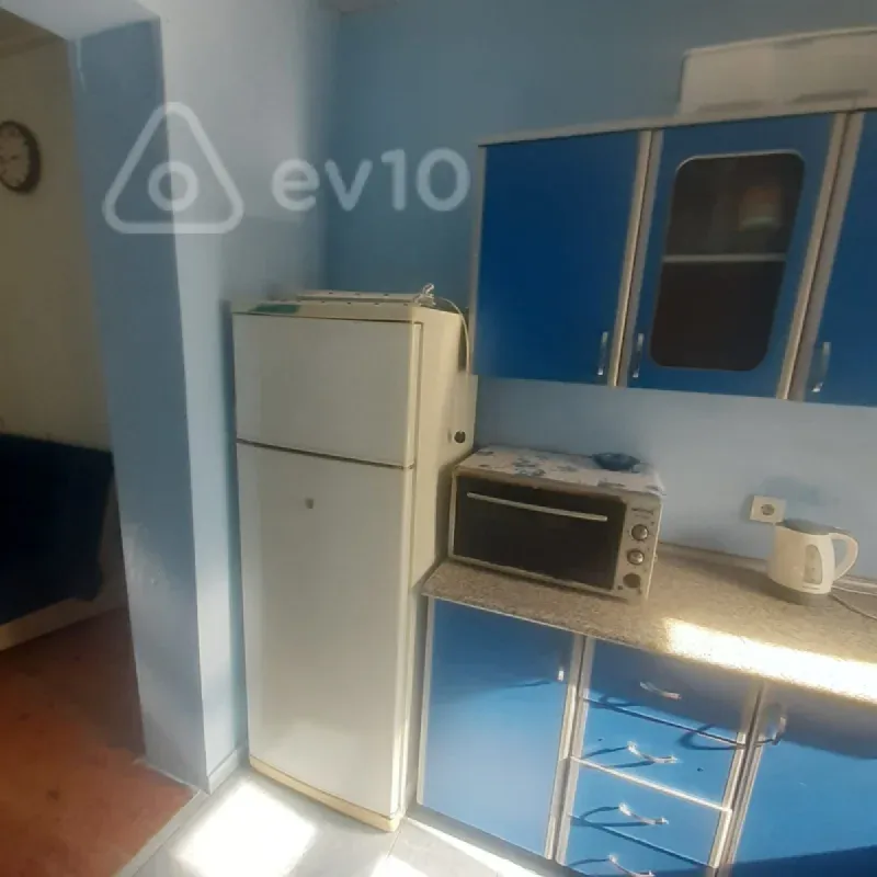 Kirayə verilir 2 otaqlı həyət evi 55 m²