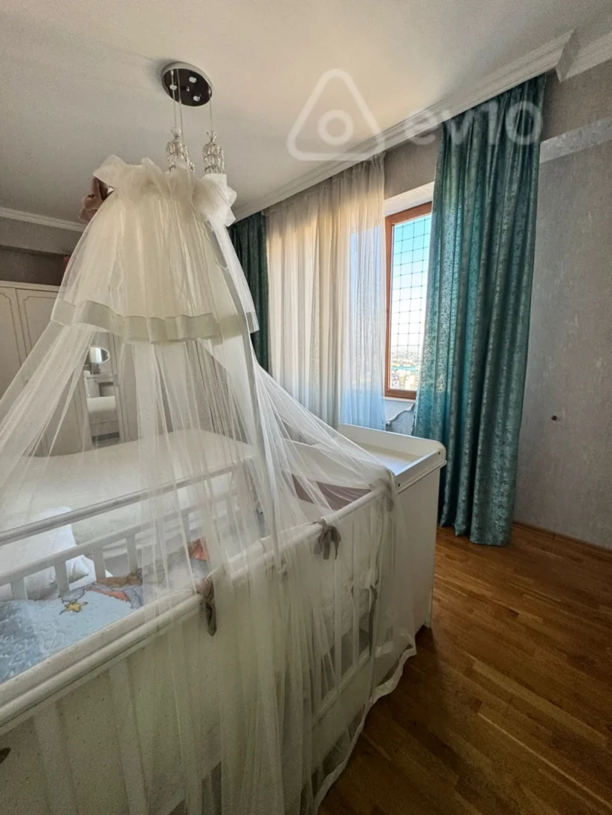 Satılır 3 otaqlı yeni tikili 110 m²