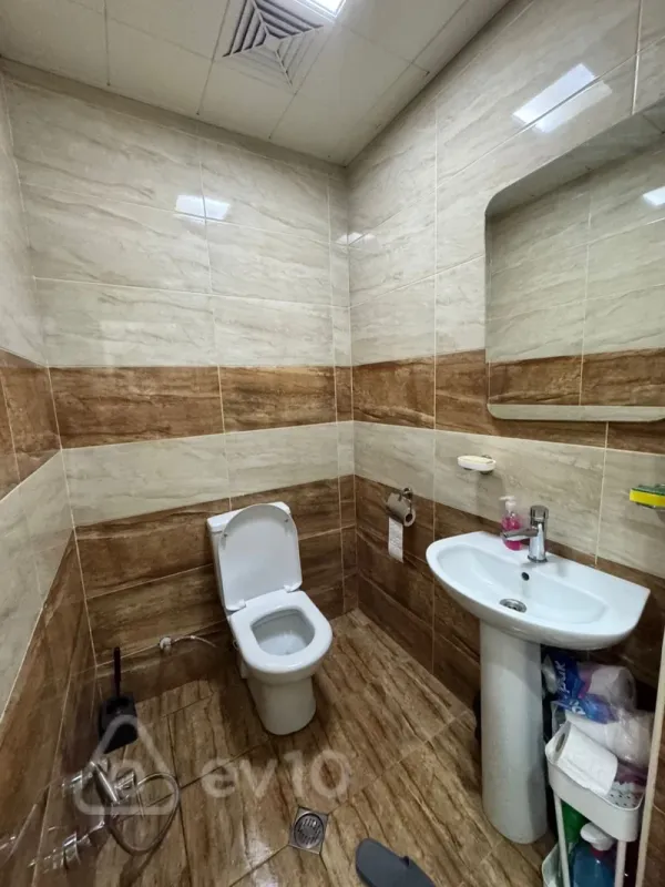 Satılır 3 otaqlı yeni tikili 110 m²