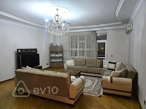 Kirayə verilir 3 otaqlı yeni tikili 140 m²