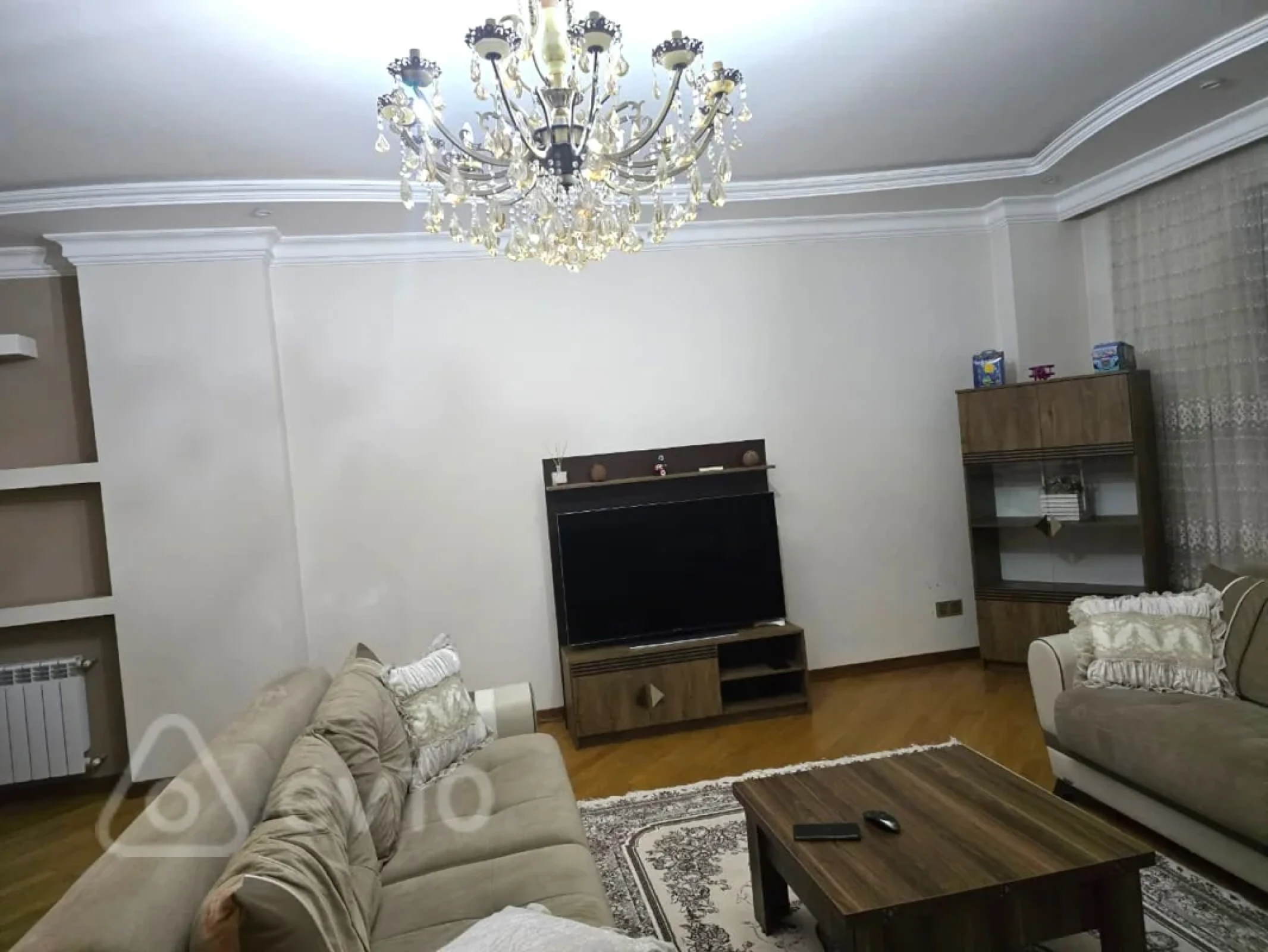 Kirayə verilir 3 otaqlı yeni tikili 140 m²