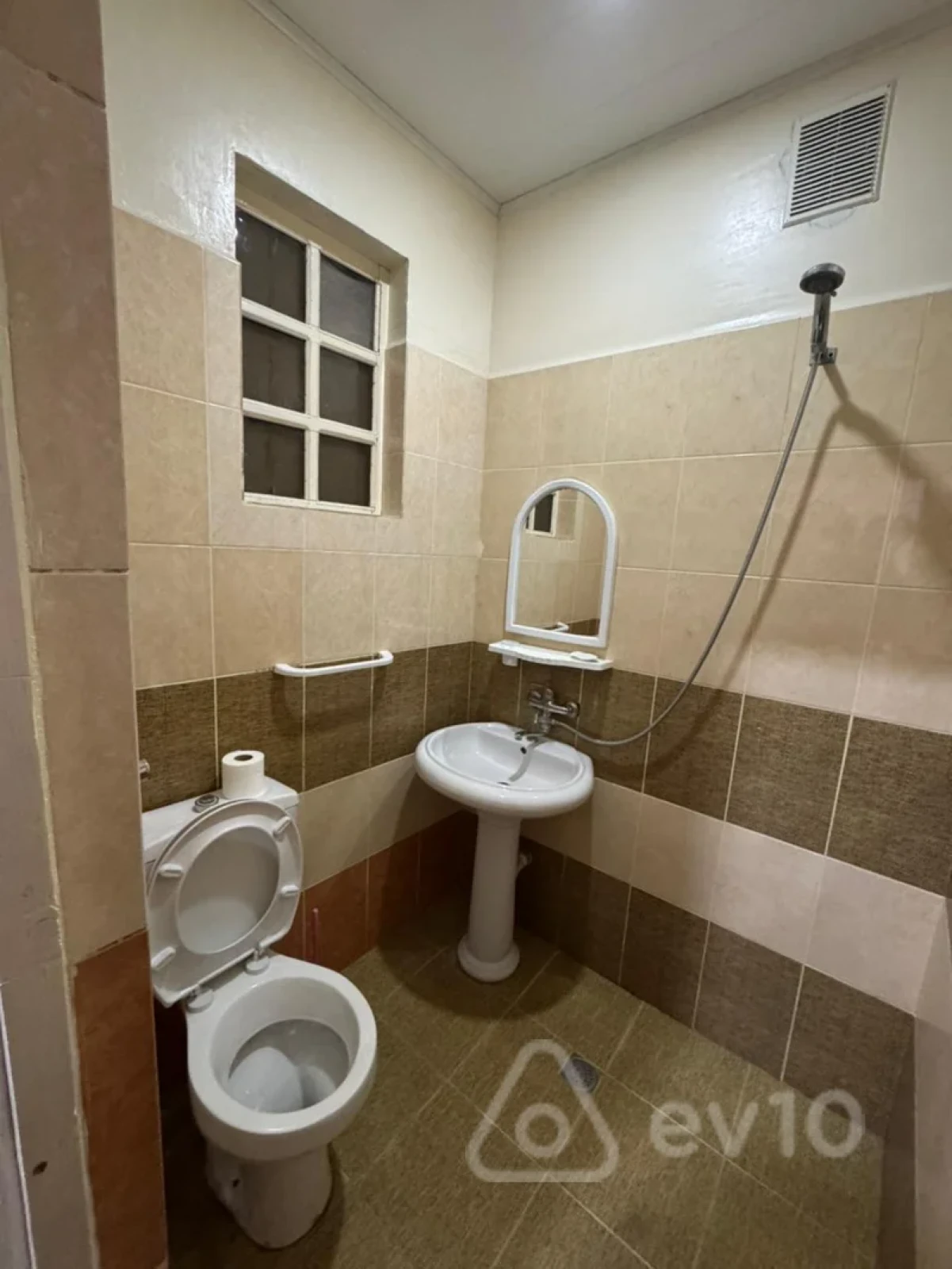Kirayə verilir 1 otaqlı həyət evi 25 m²