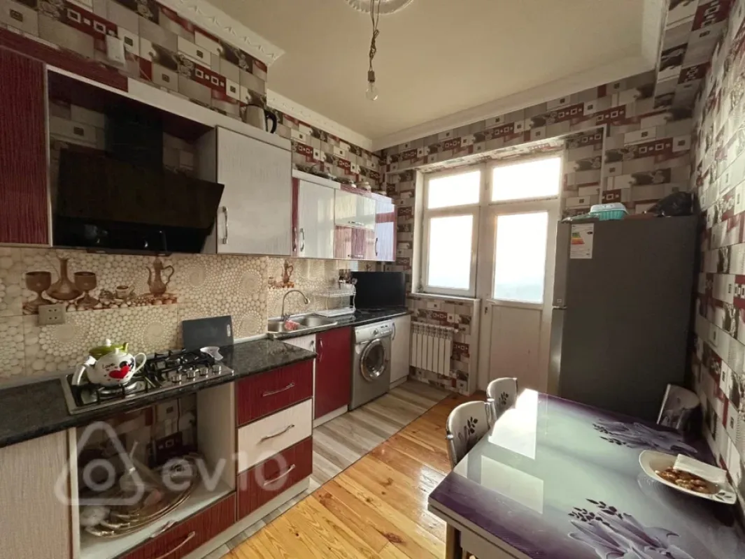 Kirayə verilir 2 otaqlı yeni tikili 60 m²