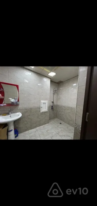 Kirayə verilir 2 otaqlı yeni tikili 60 m²