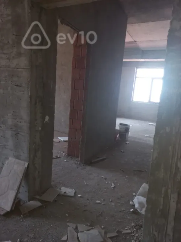 Satılır 2 otaqlı yeni tikili 106 m²