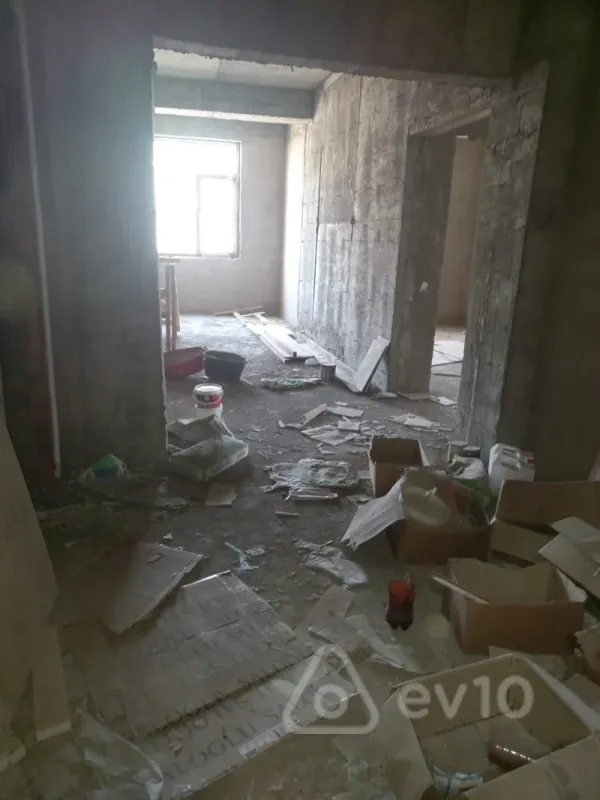 Satılır 2 otaqlı yeni tikili 106 m²