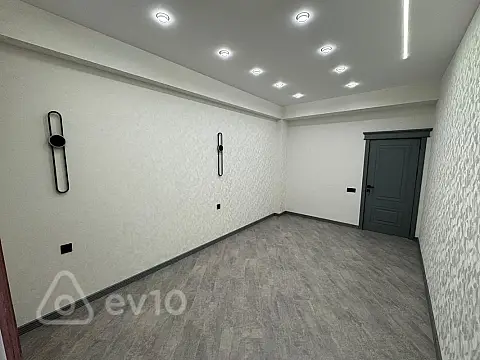 Satılır 2 otaqlı yeni tikili 65 m²