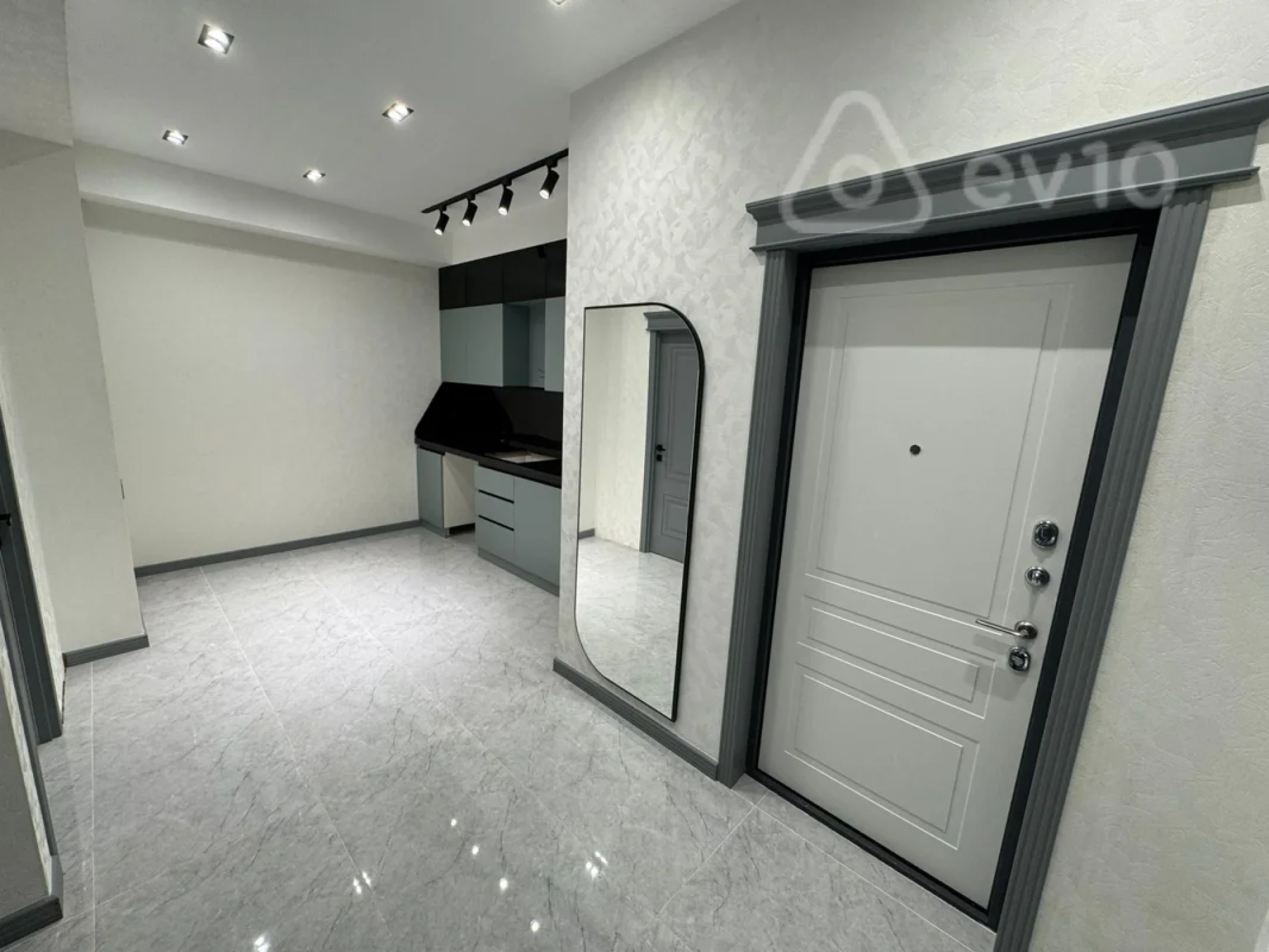 Satılır 2 otaqlı yeni tikili 65 m²