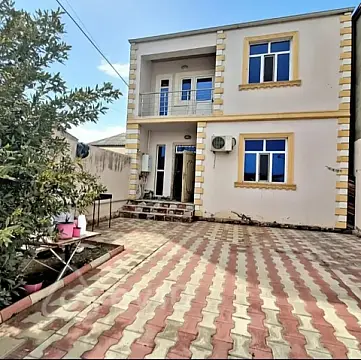 Satılır 4 otaqlı həyət evi 130 m²