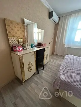 Satılır 4 otaqlı həyət evi 130 m²