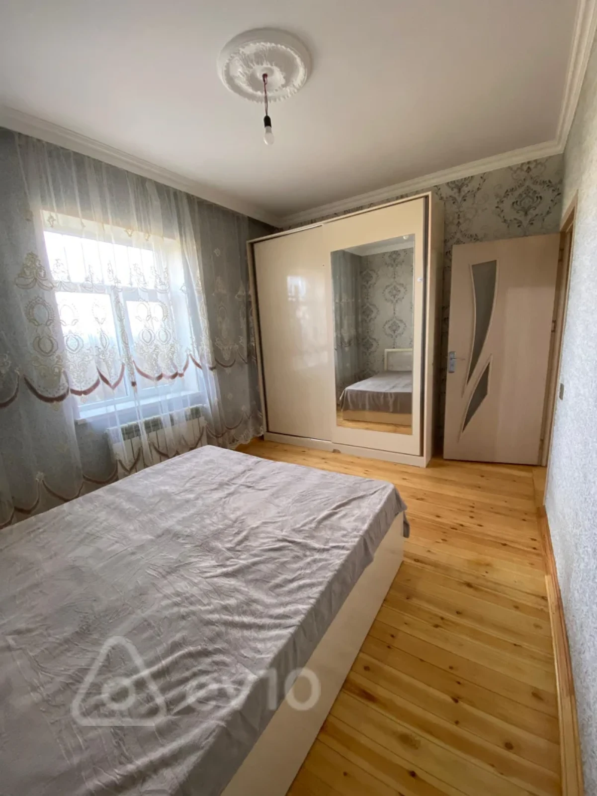 Kirayə verilir 3 otaqlı həyət evi 5 m²