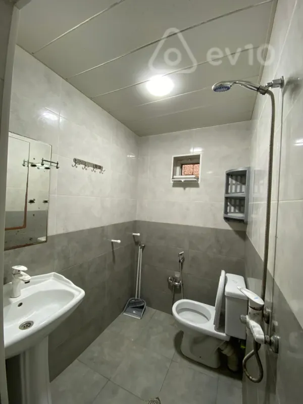 Kirayə verilir 3 otaqlı həyət evi 5 m²