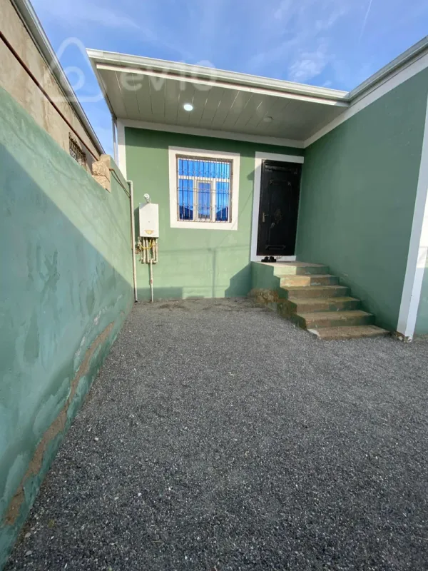 Kirayə verilir 3 otaqlı həyət evi 5 m²