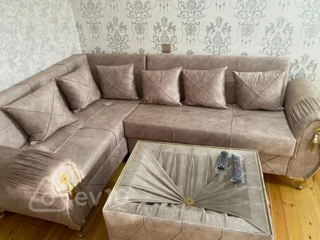 Kirayə verilir 3 otaqlı həyət evi 5 m²