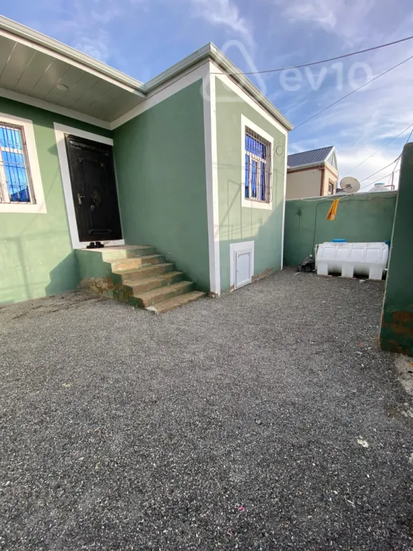 Kirayə verilir 3 otaqlı həyət evi 5 m²