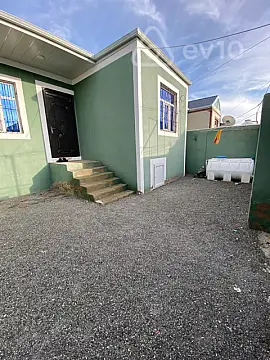 Kirayə verilir 3 otaqlı həyət evi 5 m²