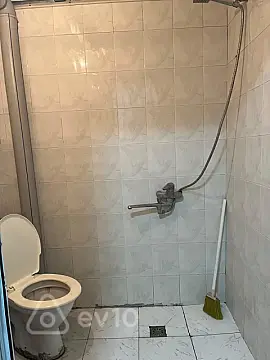 Kirayə verilir 1 otaqlı köhnə tikili 30 m²