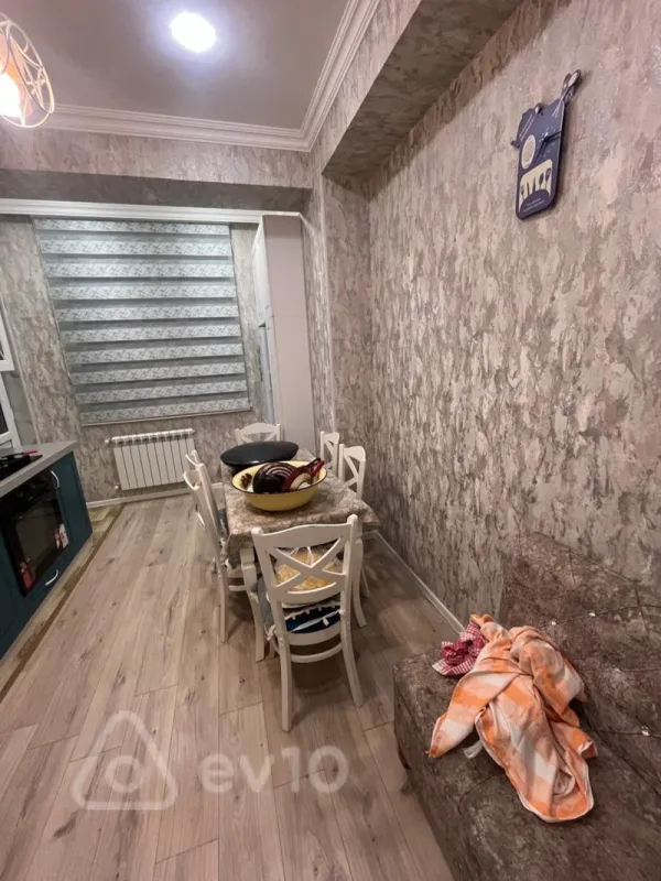 Satılır 3 otaqlı yeni tikili 82 m²