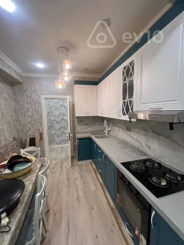 Satılır 3 otaqlı yeni tikili 82 m²
