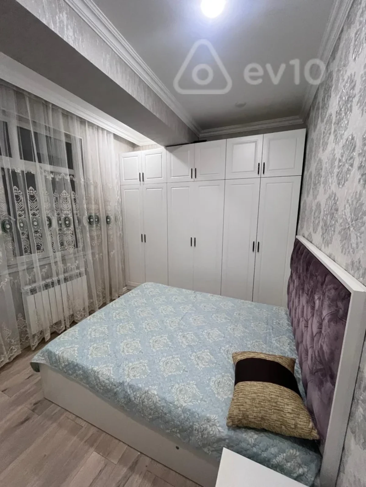 Satılır 3 otaqlı yeni tikili 82 m²