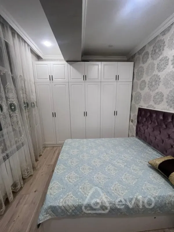 Satılır 3 otaqlı yeni tikili 82 m²