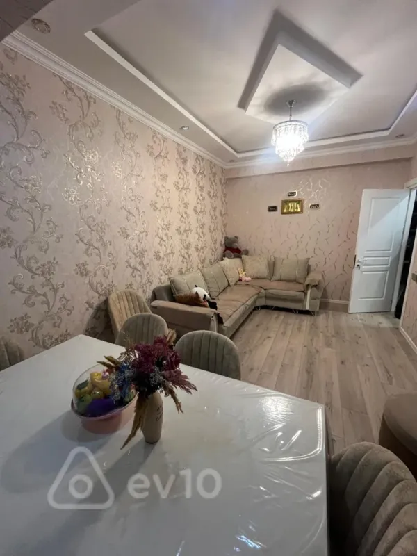 Satılır 3 otaqlı yeni tikili 82 m²