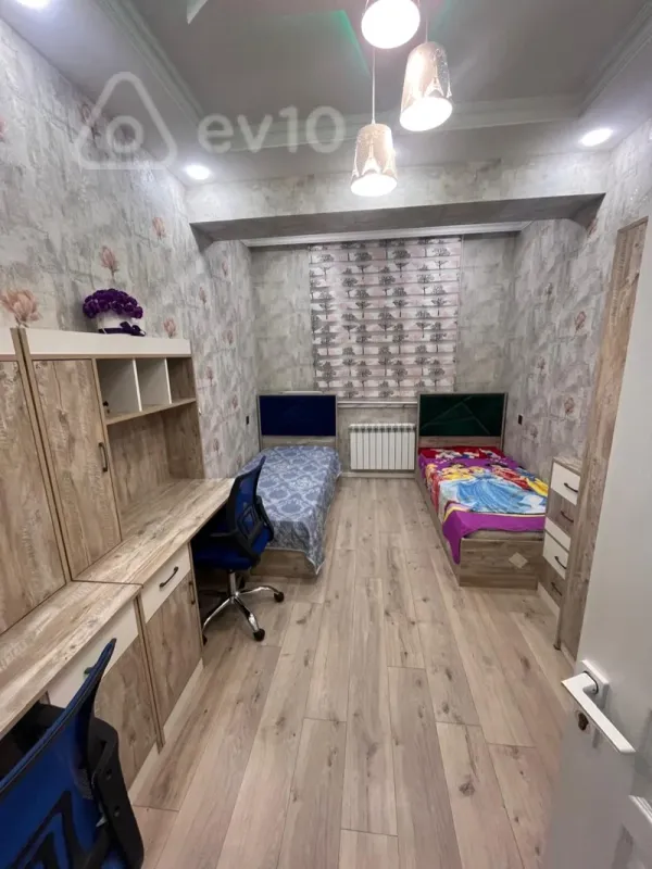 Satılır 3 otaqlı yeni tikili 82 m²