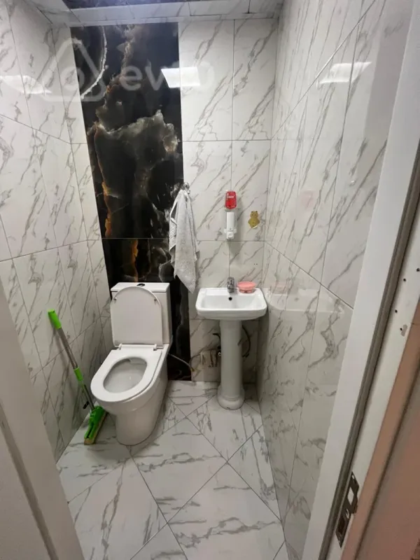 Satılır 3 otaqlı yeni tikili 82 m²