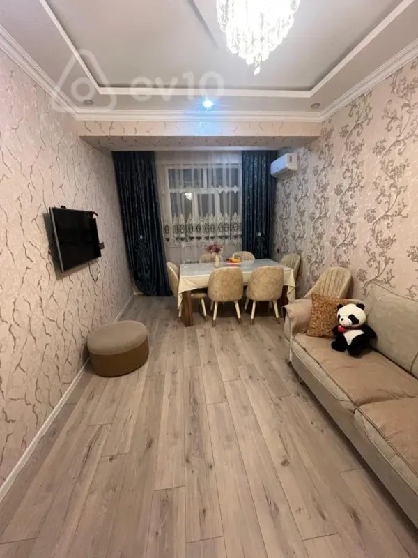 Satılır 3 otaqlı yeni tikili 82 m²